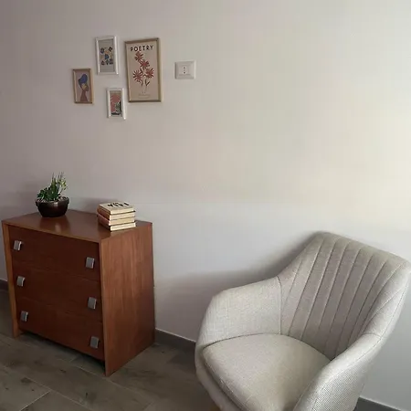 Anna's House * איגלסיאס
